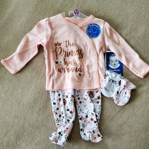 Gerber baby girl layette set